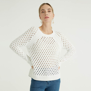 シンプルな中空無地デザイン女性ニット プルオーバー女性のセーター